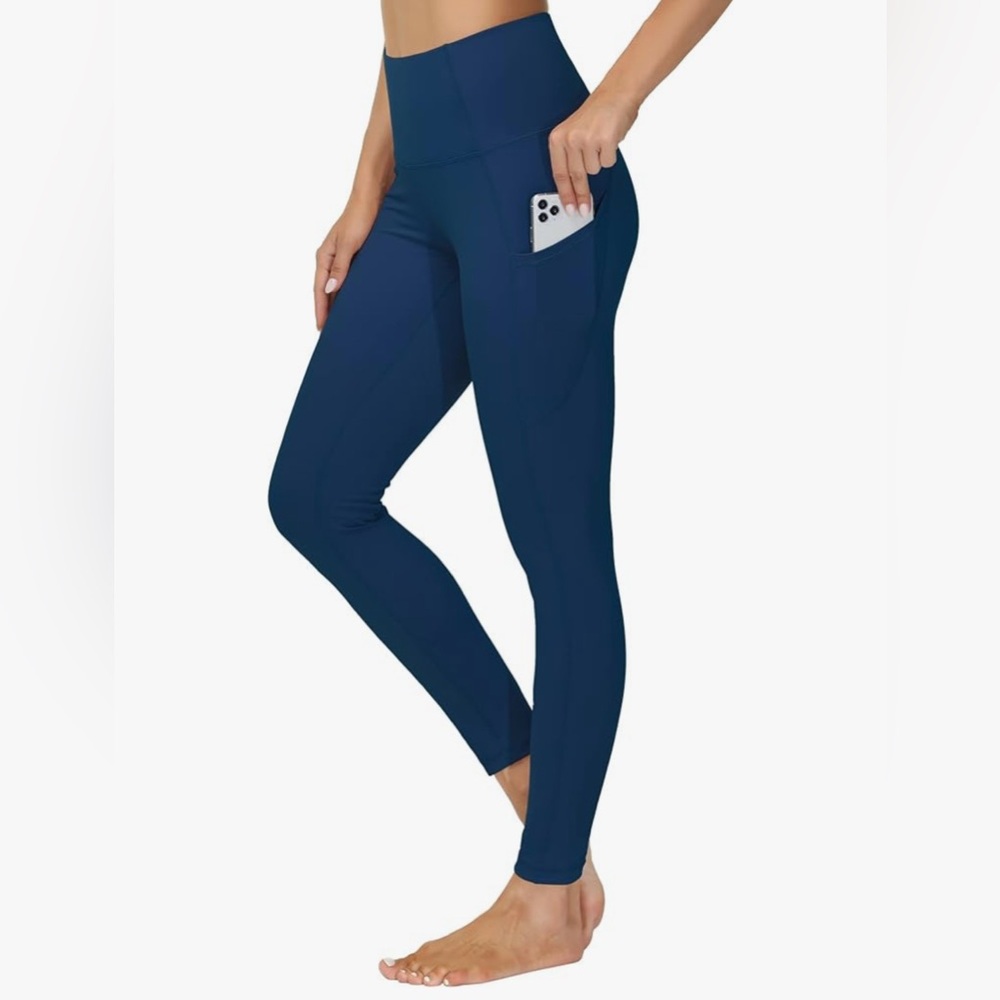 High-Waisted Navy Leggings with Pocket